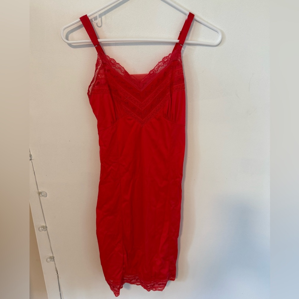 Vintage Red Slip